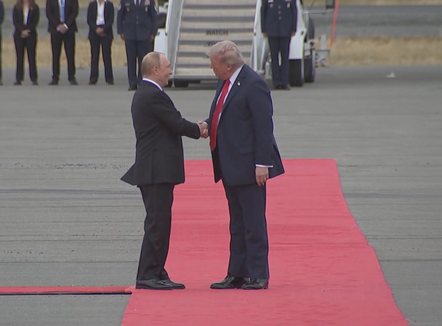 Sot takimi në Abu Dhabi, amerikanët dhe rusët në tryezë për paqen në Ukrainë