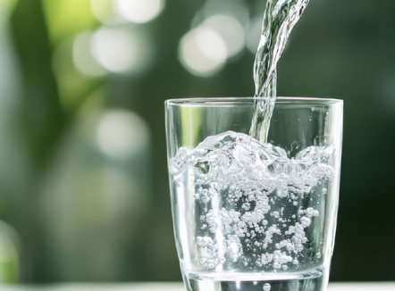 A është uji i gazuar i dëmshëm?