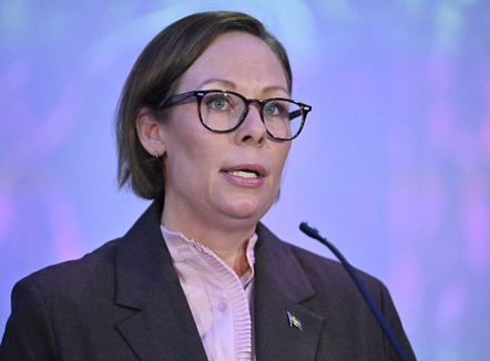 Suedia i kërkon BE-së të vazhdojë me paketën e 20-të të sanksioneve ndaj Moskës