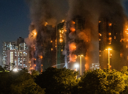 Tragjedi nga zjarri në rrokaqiejt në Hong Kong, 36 të vdekur dhe 279 të zhdukur