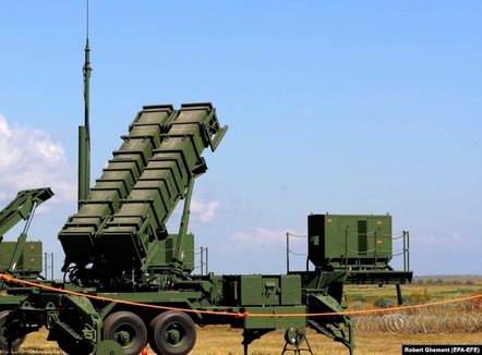 Rumania nënshkruan marrëveshje për blerjen e sistemeve franceze të mbrojtjes ajrore