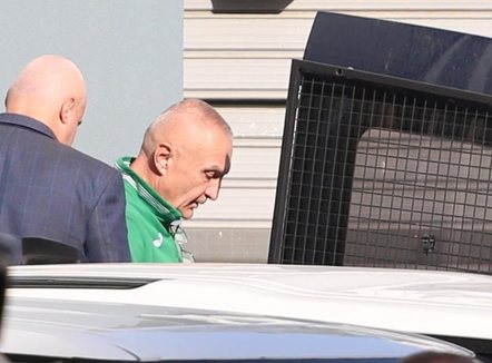 Meta del nga 313-ta, merr pjesë në seancën e GJKKO