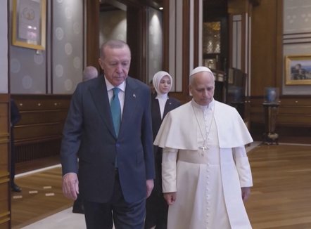 Takim kokë më kokë me Erdogan, Papa zgjedh Turqinë për vizitën e parë jashtë Vatikanit