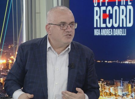 Non grata nga Greqia, Artan Hoxha: Telefonova ministren e Jashtme kur isha në doganë