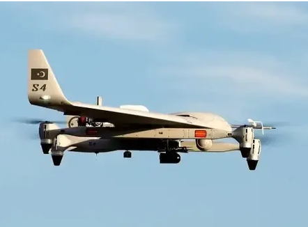 Turqia prezanton dronin e ri kamikaz me krahë dhe teston një tjetër Skydagger