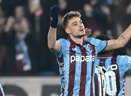 “Rilind” Ernest Muçi, shënon golin magjik në fitoren e Trabzonspor
