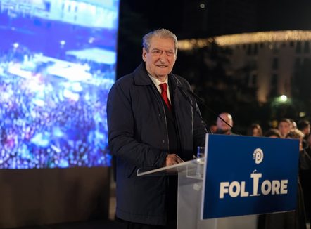 Berisha: PD i mbijetoi përpjekjeve për ta zhdukur, mblidhemi për të rikthyer idealet e Lëvizjes së Dhjetorit