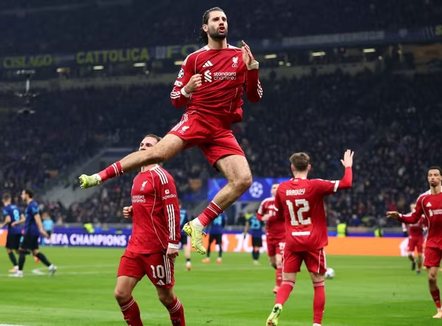 Liverpooli mposht Interin me një penallti në fund