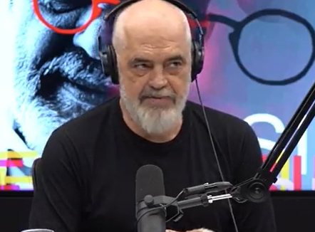 Kushtetuesja riktheu në detyrë Ballukun, reagon Rama: U eliminua një precedent unik në botë! Gjykatës e Prokurorë morën kompetencat e kryeministrit