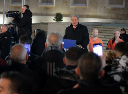 Berisha: Kur ne të zëmë këtë shesh me betimin se nuk do e lëshojmë pa largimin e Ramës, ai do ia mbathë