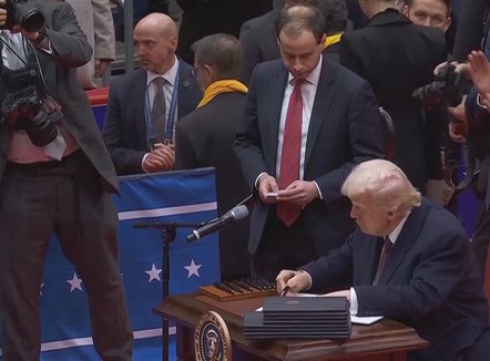 Largohet ndotësi më i madh. Trump tërheq SHBA nga marrëveshja për klimën, pse ka rëndësi?