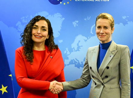 Osmani takohet me Kallas: Pas njoftimit për heqje të pjesshme të masave, ritheksova domosdoshmërinë e heqjes së tyre të plotë