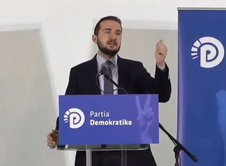 “Takimin e organizoi me Suel Çelën”. Salianji i përgjigjet Berishës: Akuzat imagjinare, mjerim politik 