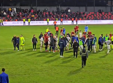 Dhuna në Vlorë, reagon Teuta: U goditën lojtarët, ishte e pamundur të vazhdohej ndeshja 