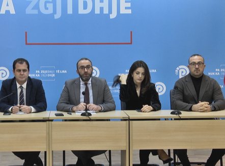 “Balluku ka intimiduar vartëset” PD: Duam mbledhje urgjente të 'Mandateve', Rama po pengon SPAK