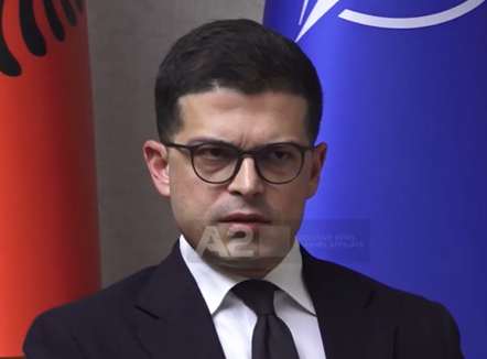 Flota tokësore e emergjencave civile, ministri Vengu: Bashkitë do pajisen me zjarrfikësve malore të prodhuara në Shqipëri