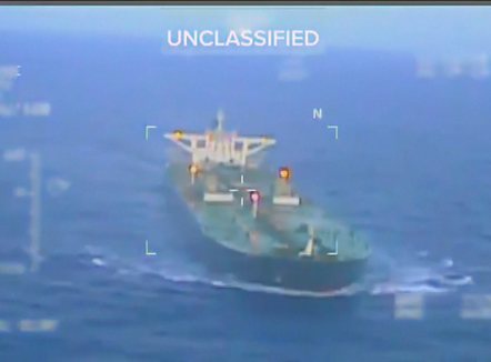 Maduro premton hakmarrje, SHBA sekuestron tjetër cisternë nafte në brigjet e Venezuelës