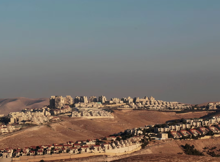 Izraeli miraton ndërtimin e vendbanimeve të reja në Bregun Perëndimor