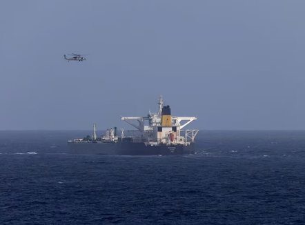 “Gjuetia për Bella 1”... Refuzoi të ndalonte, SHBA ndjek anijen cisternë në mes të oqeanit