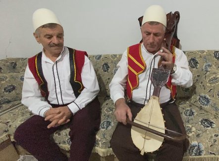 Vetëm UNESCO nuk mjafton, lahuta, instrumenti që shpreh ndjenjën e malësorit në shekuj