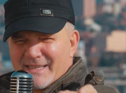 ‘Shuhet’ këngëtari i njohur shqiptar