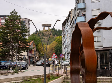 Analiza: Serbët e Kosovës përballë zgjedhjeve, asociacioni, siguria, mbijetesa...