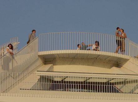 Turistët nuk nxitën konsumin, ekonomia e vendit u rrit me vetëm 3.75% në korrik-shtator