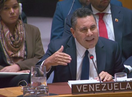 Reagon ashpër Rusia dhe Kina, Venezuela akuzon SHBA për zhvatje pas sekuestrimit të naftës 