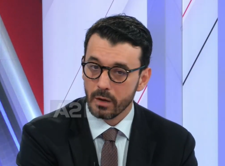 Fasha për konsumatorët familjarë, Karakaçi e zbulon: Nuk do të ketë rritje të çmimit të energjisë në vitin 2026