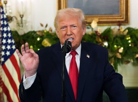 “Grinçi” Trump: Gëzuar Krishtlindjet për të gjithë, përfshirë edhe llumit të majtë radikal