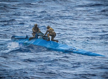 Bie çmimi i kokainës, trafikantëve nuk u dalin kostot, ripërdorin “narko-nëndetëset”