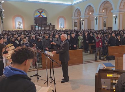 Lutje për paqe e begati, nga Shkodra në Korçë të krishterët kremtojnë lindjen e Jezusit