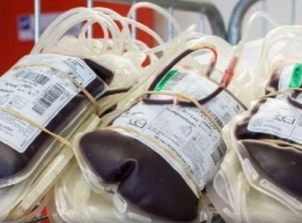 Kreu transfuzion gjaku për një Dëshmitare të Jehovait në spital, kirurgu rrezikon procedim penal