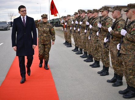 Vengu viziton Forcat e Armatosura shqiptare në Bullgari: Shembull profesionalizmi në misionin e NATO-s 