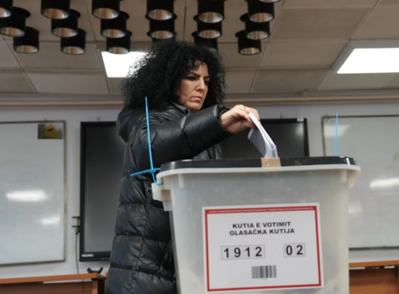 Raporti i DnV-së: Shumica e vendvotimeve u hapën pa probleme