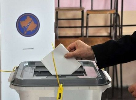 Dalin rezultatet e para nga numërimi i votave në Kosovë, kush kryeson