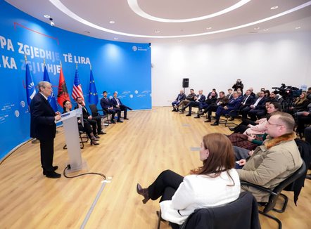 Berisha: Nuk ka forcë në botë që e mban në pushtet Edi Ramën në qoftë se ne i pushtojmë sheshin. Kjo është rruga!