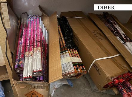 Sekuestrohen fishekzjarrët dhe kapsollat në Peshkopi