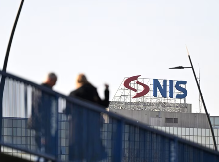 Serbi, SHBA-ja ia zgjat licencën e punës NIS-it