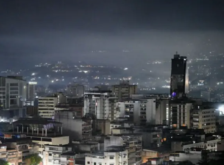 Trump tha se SHBA ka kapur Maduron, reagon Venezuela: Gati të mbrohemi