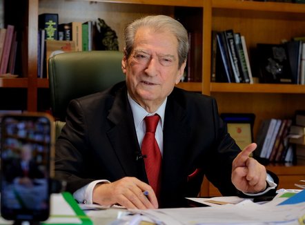 Berisha reagon për ngjarjet në Venezuelë: Arrestimi i Maduros lajm i mirë edhe për shqiptarët 