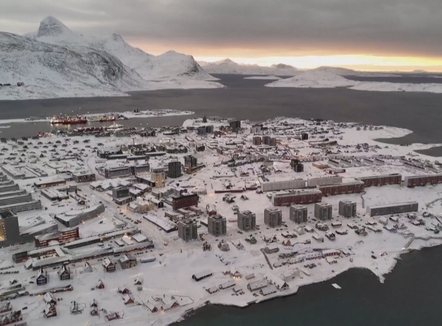 “Kemi nevojë për Groenlandën!” Trump shkakton alarm në Danimarkë: SHBA të ndalë kërcënimet