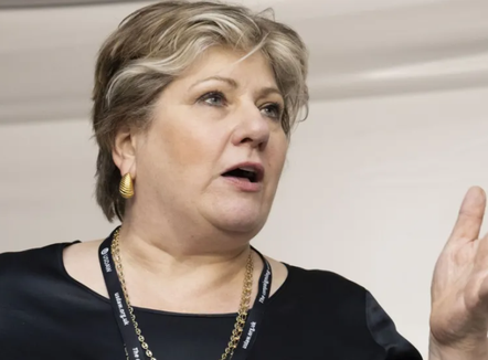 Deputetja e lartë e Partisë Laburiste në Mbretërinë e Bashkuar: Veprimi i SHBA-së në Venezuelë nuk është i ligjshëm!