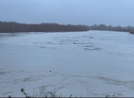 Vjosa del nga shtrati, 6,8 metra mbi nivelin e detit