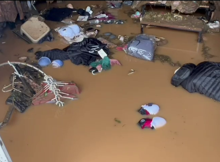 Gjirokastra pushtohet nga balta e gurët, shkëputet energjia në qytet, mbyllen shkollat