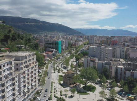 Begaj dekreton ligjin, rivlerësimi i pasurive të paluajtshme do bëhet me tatim 5%