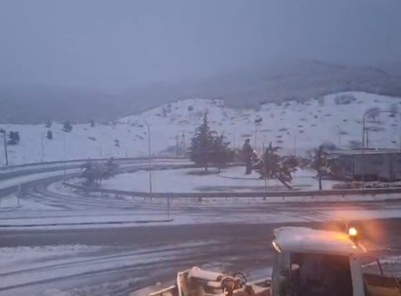 Reshje bore në Pogradec, trashësia kalon 5 cm