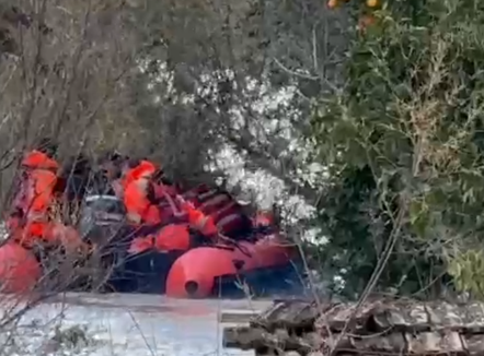 Evakuim i menjëhershëm për banorët e Sukthit dhe Katundit të Ri në Durrës