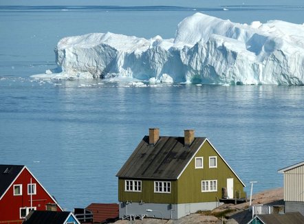 Pse ishulli i akullt është kthyer në “mollë sherri” për sigurinë botërore