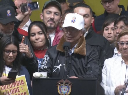 ‘’Trump mund të sjellë ushtrinë në Kolumbi!” Petro: SHBA si perandori, forcat e migracionit si brigadë naziste 